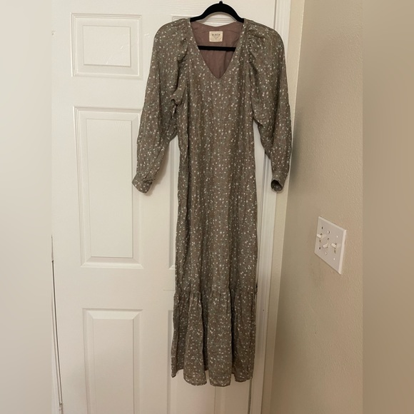 Mirth Dress - Picture 3 of 14